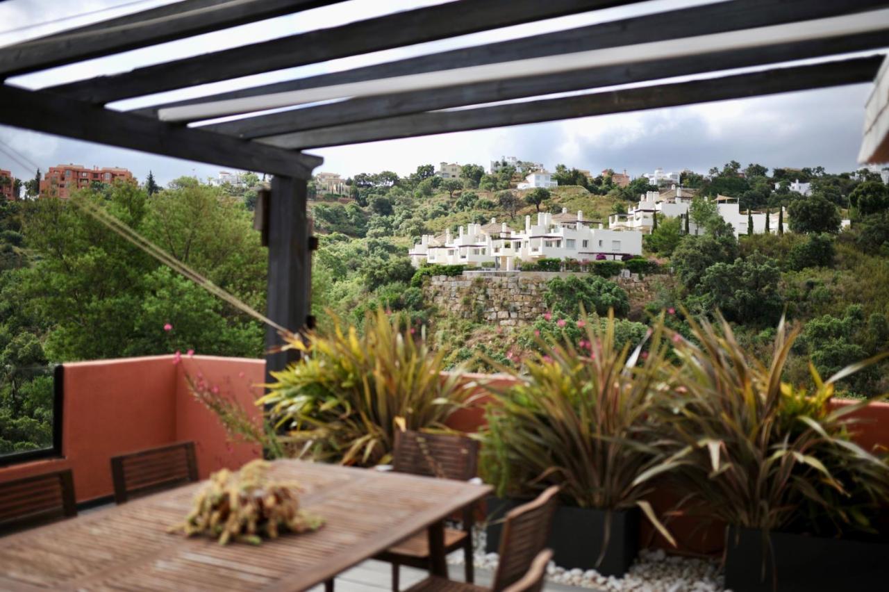 Bright In The Hills Of Elviria Appartement Málaga
